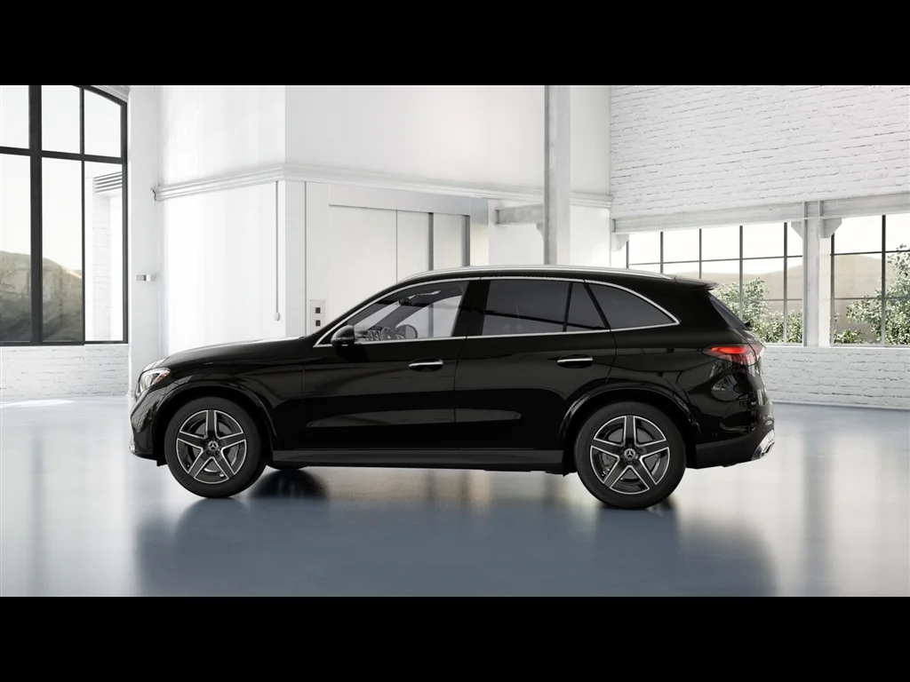 New 2026 Black Mercedes-Benz GLC 300 image 28