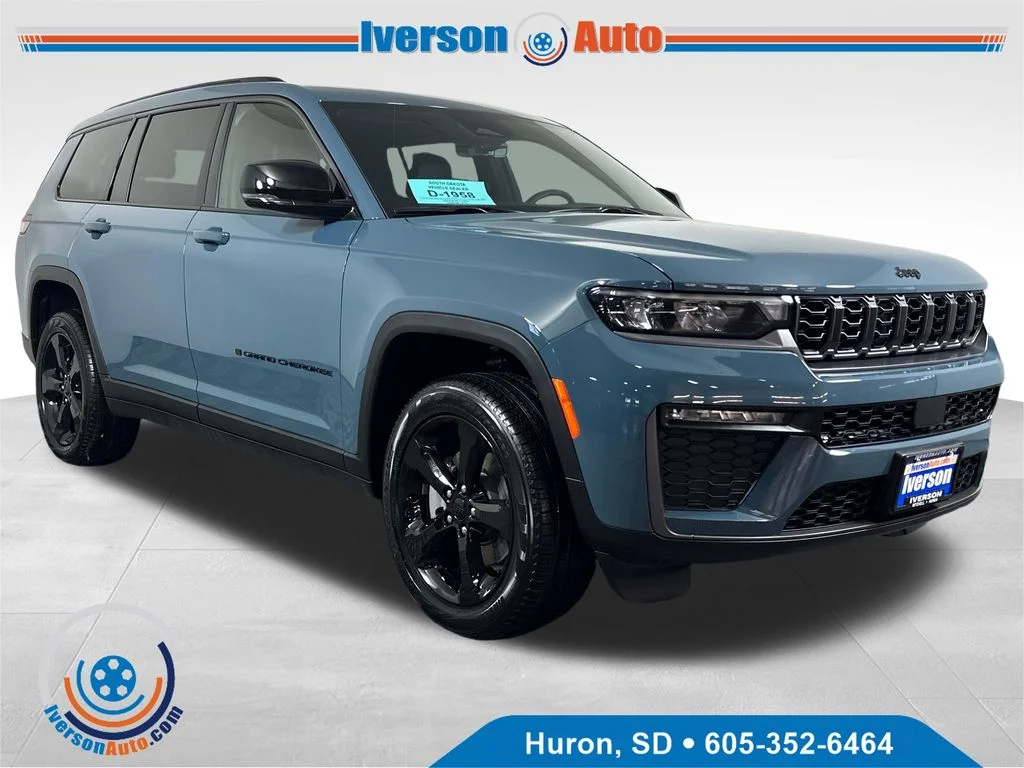 New 2026 Steel Blue Exterior Paint Jeep Limited image 1