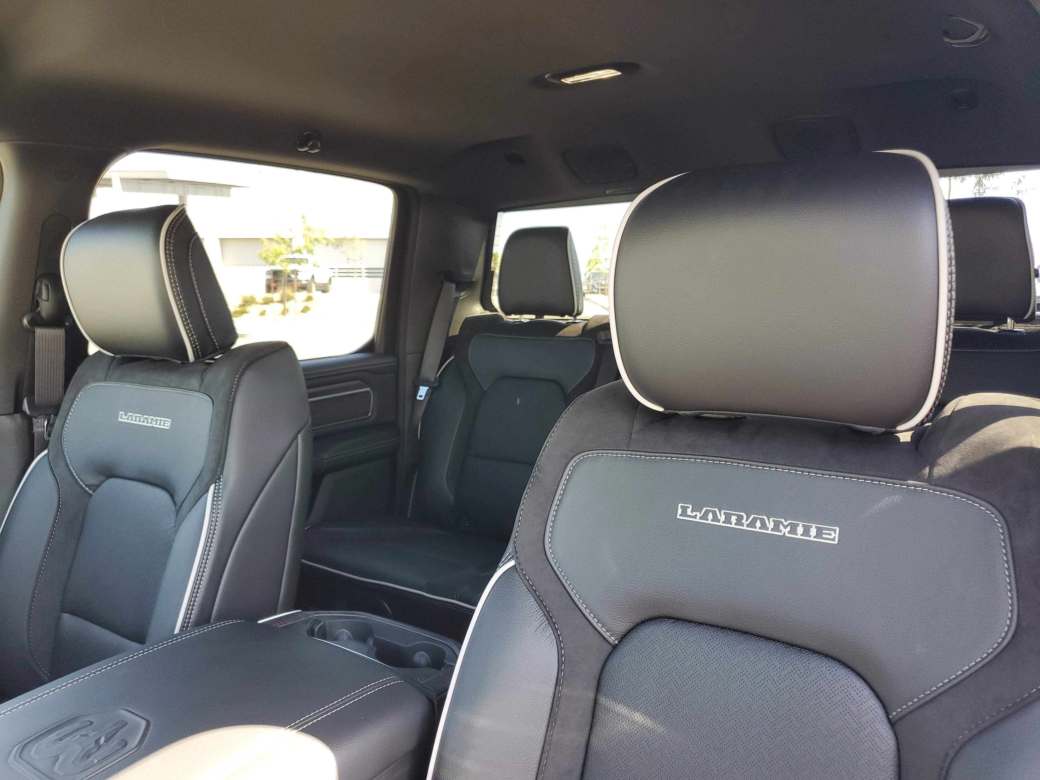 New 2026 Diamond Black Crystal Pearl-Coat Exterior Paint RAM Laramie image 12
