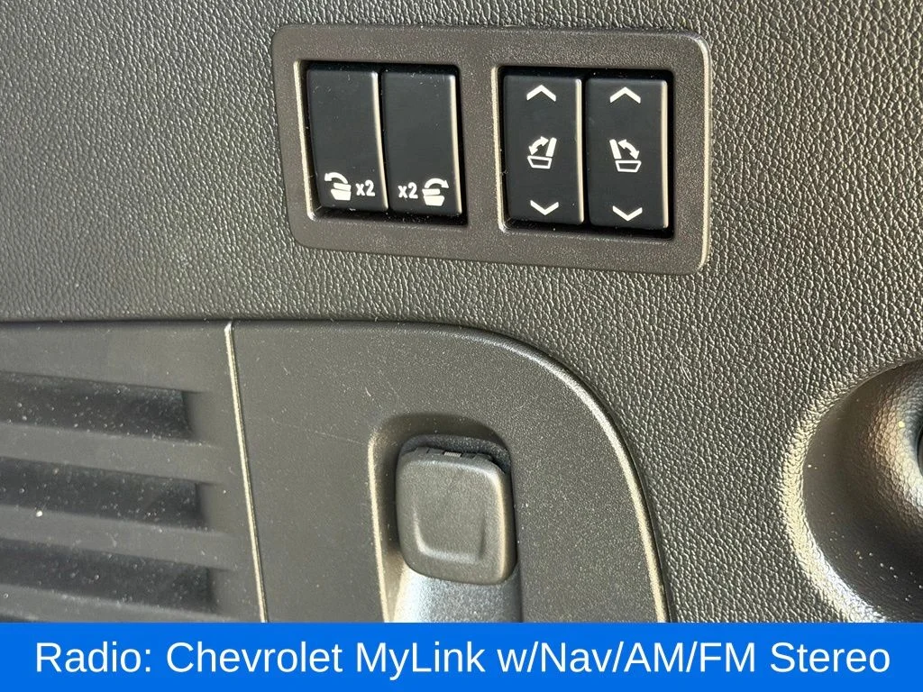 Used 2018 Gray Chevrolet LT image 17
