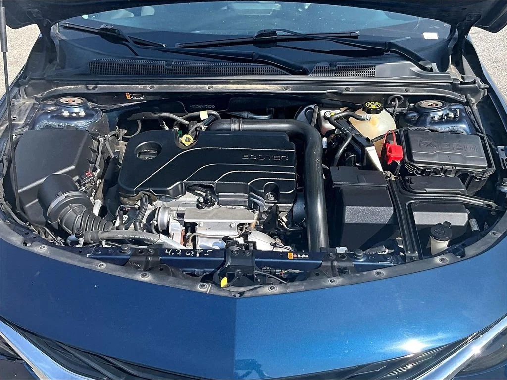 Used 2020 Blue Chevrolet LT image 11
