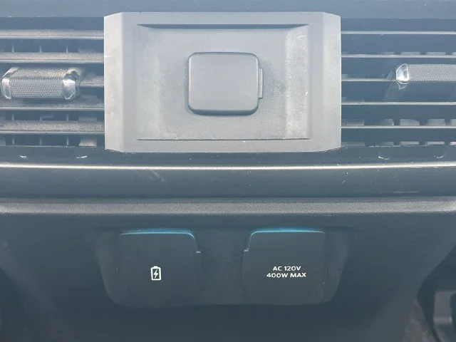 Used 2021 Gray Ford XLT image 19