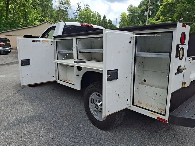 Used 2016 White Chevrolet Work Truck image 30