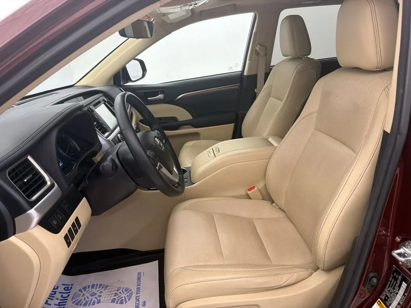 Used 2017 Red Toyota Limited image 22