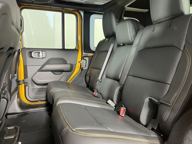 New 2026 Goldilocks Exterior Paint Jeep Sahara image 7