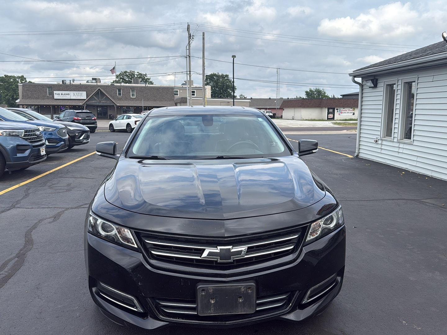 Used 2018 Chevrolet Impala Premier with VIN 2G1125S31J9125267 for sale in Washington, IL