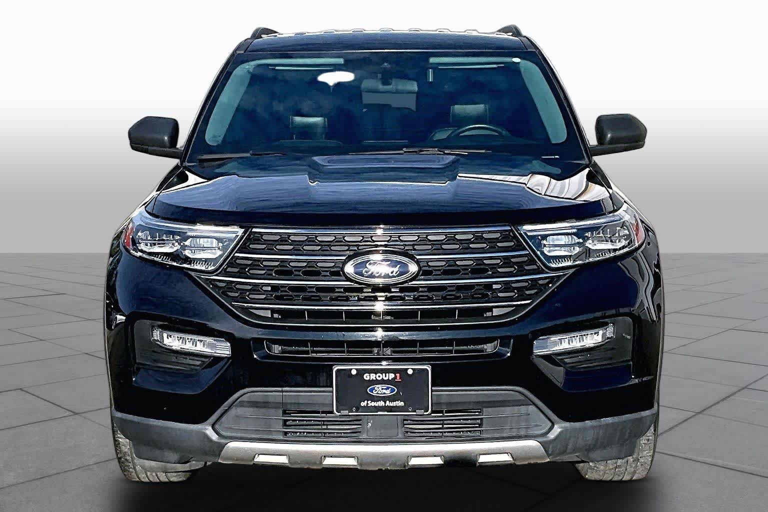 Used 2023 Agate Black Metallic Ford XLT image 7