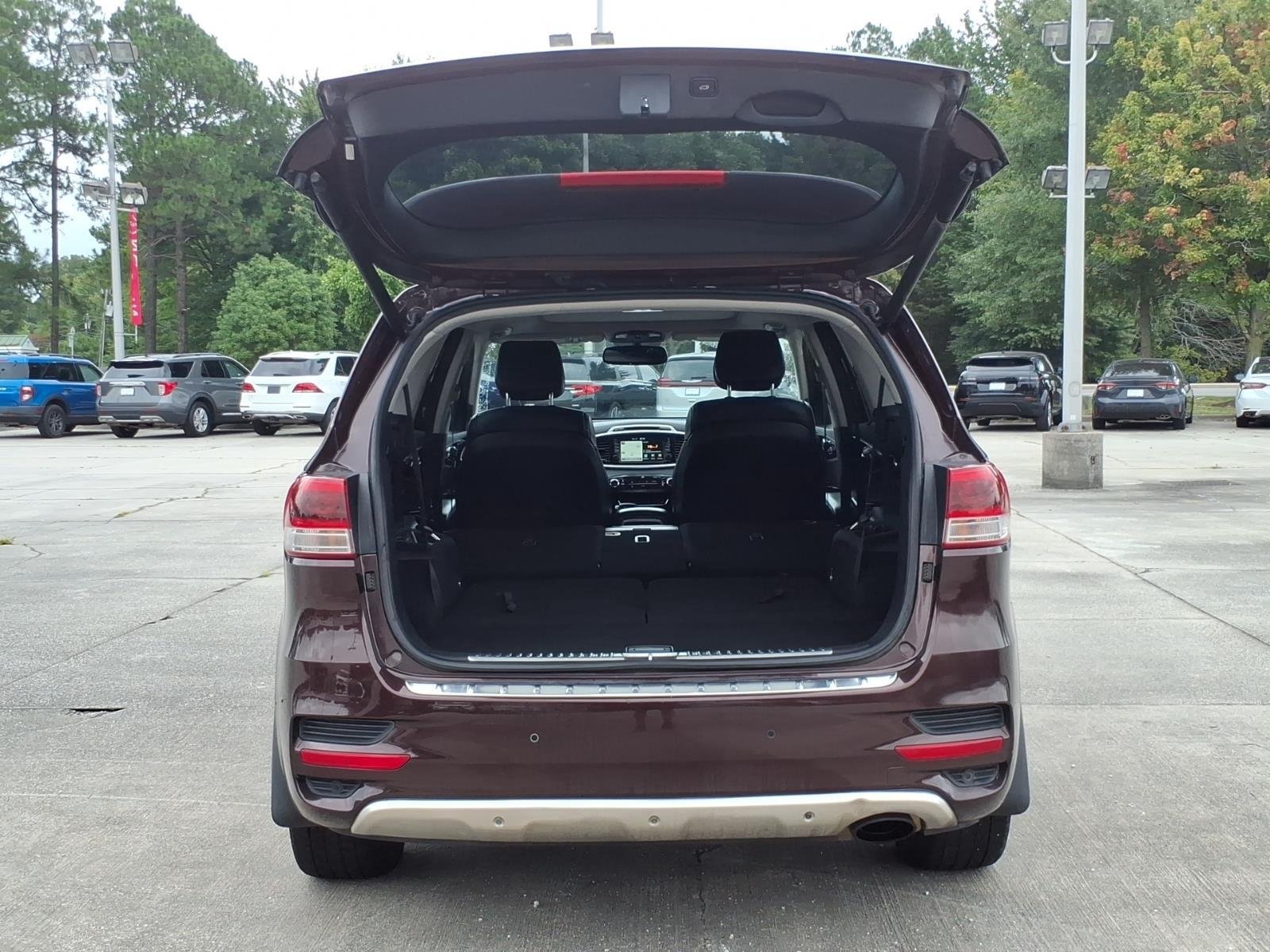 Used 2016 Dark Cherry Kia SX image 25