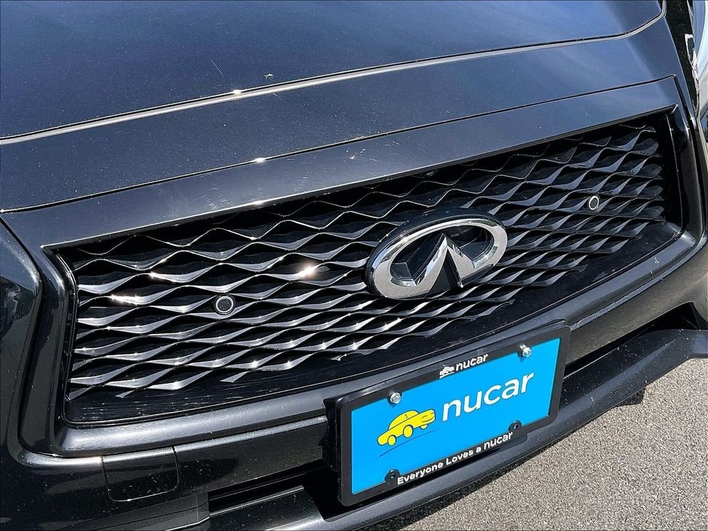 Used 2023 Black INFINITI LUXE image 32