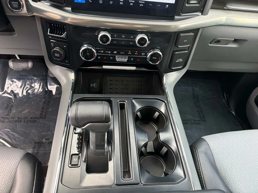 Used 2024 Oxford White Ford Lariat image 27