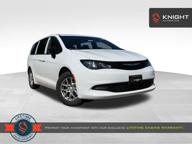 2026 Chrysler Voyager LX's photo