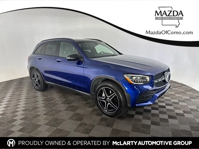 Used 2020 Blue Mercedes-Benz GLC 300 image 1