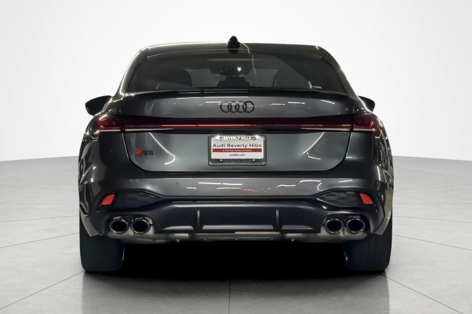 New 2026 Daytona Gray Pearl Effect Audi Premium Plus 3.0 TFSI quattro image 5