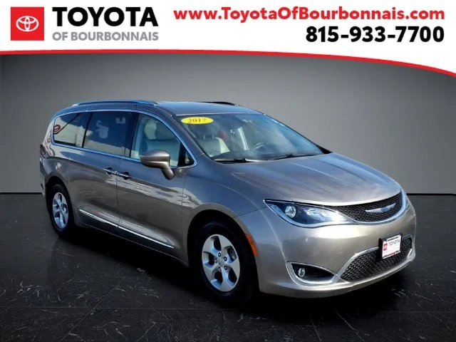 2017 Chrysler Pacifica Touring-L Plus