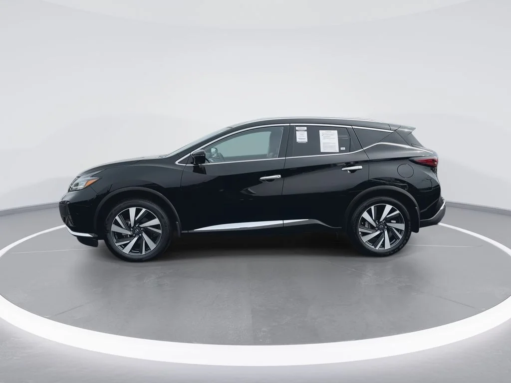 Used 2023 Black Nissan SL image 5