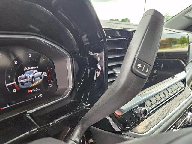 New 2026 Summit White GMC SLT DRW image 24