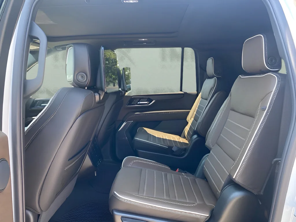 New 2026 Glacier White Tricoat GMC Denali Ultimate image 7