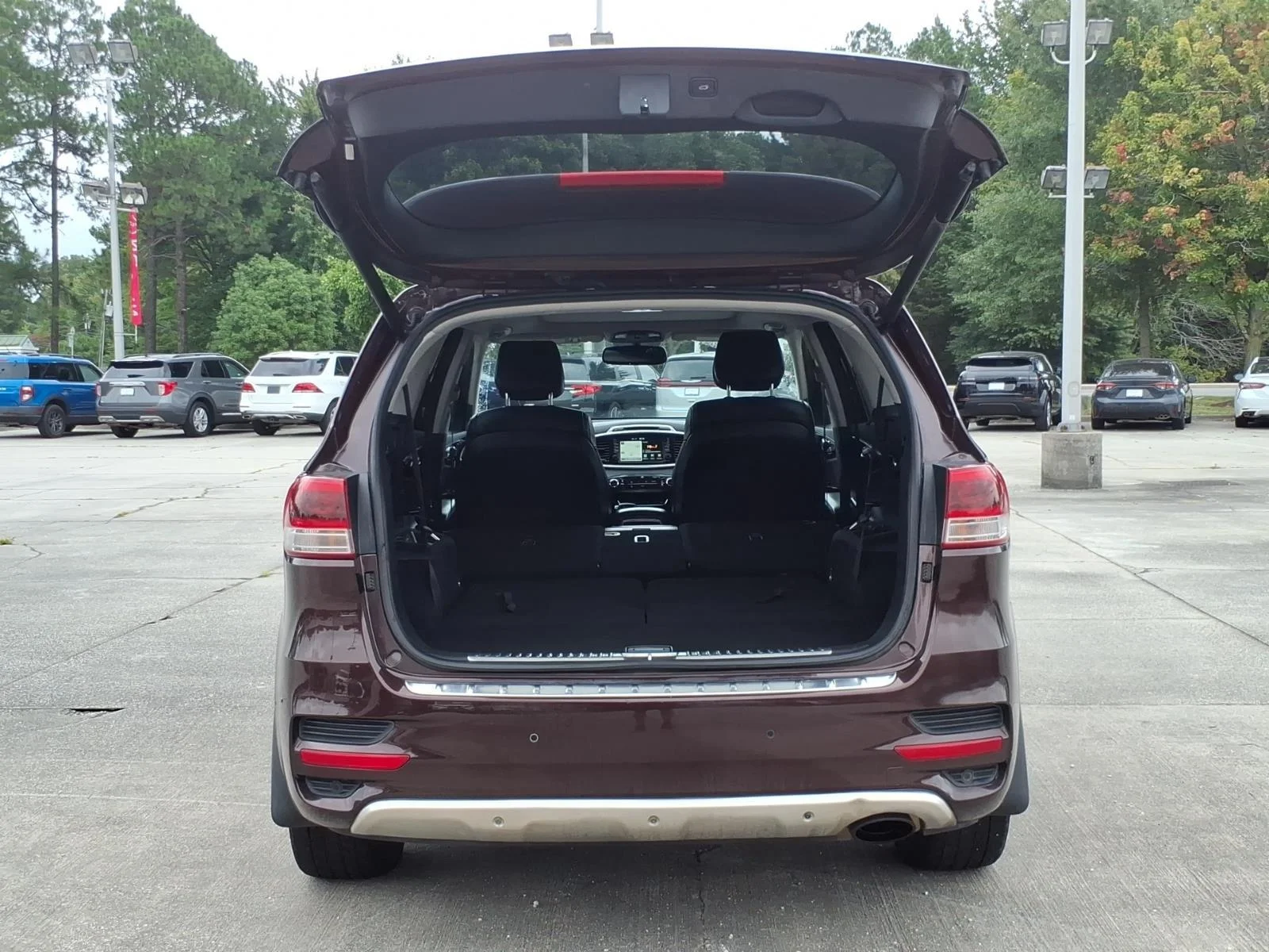 Used 2016 Dark Cherry Kia SX image 25