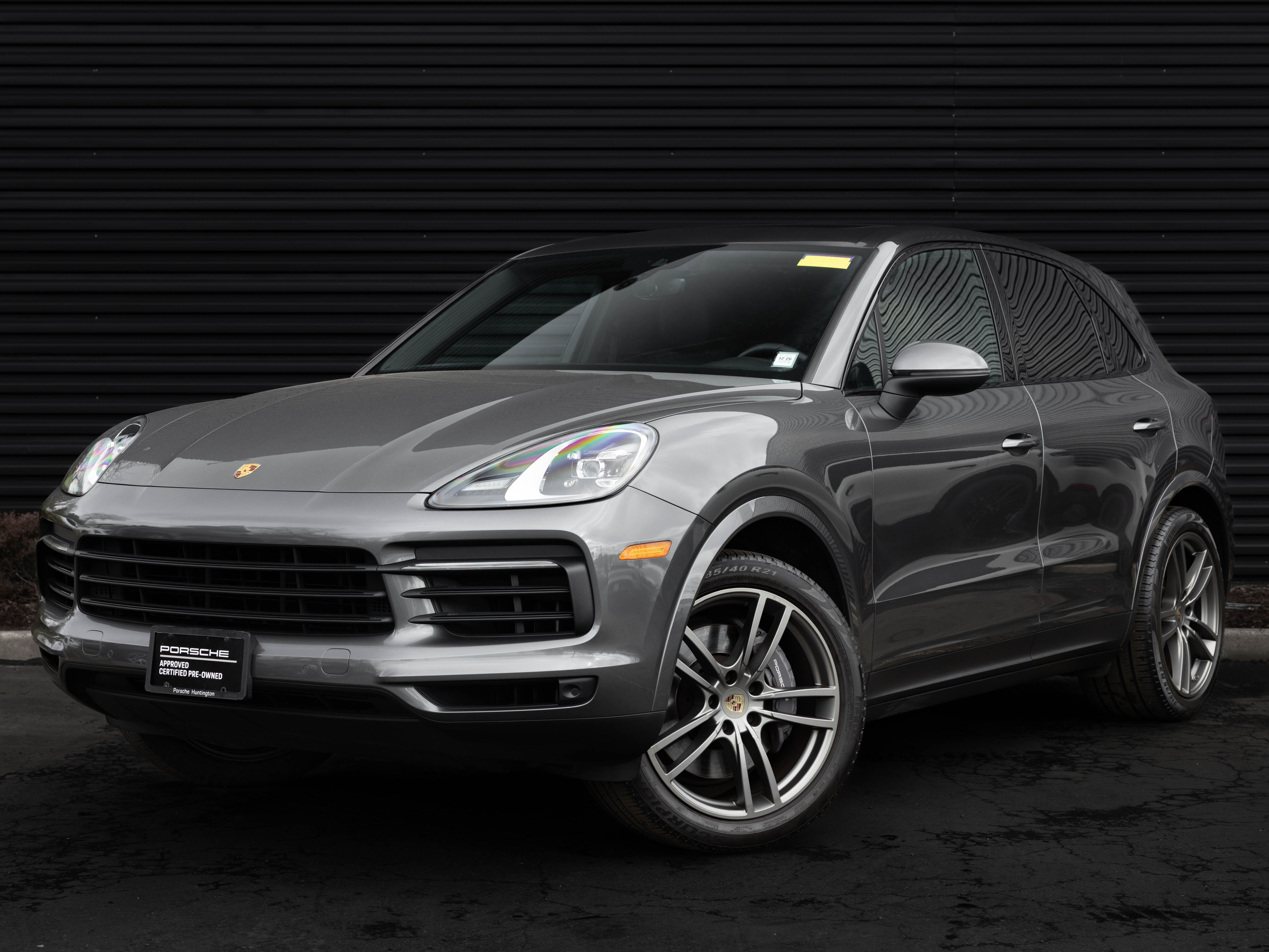 2022 Porsche Cayenne Base