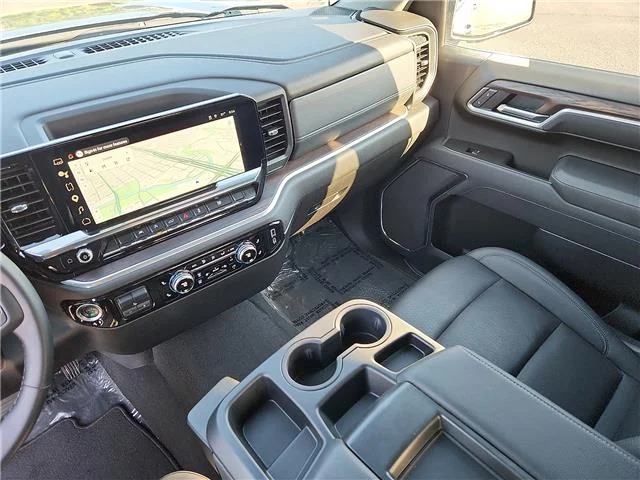 Used 2024 Silver GMC SLT 4x2 Crew Cab 5.75 ft. box 147.4 in. WB image 20