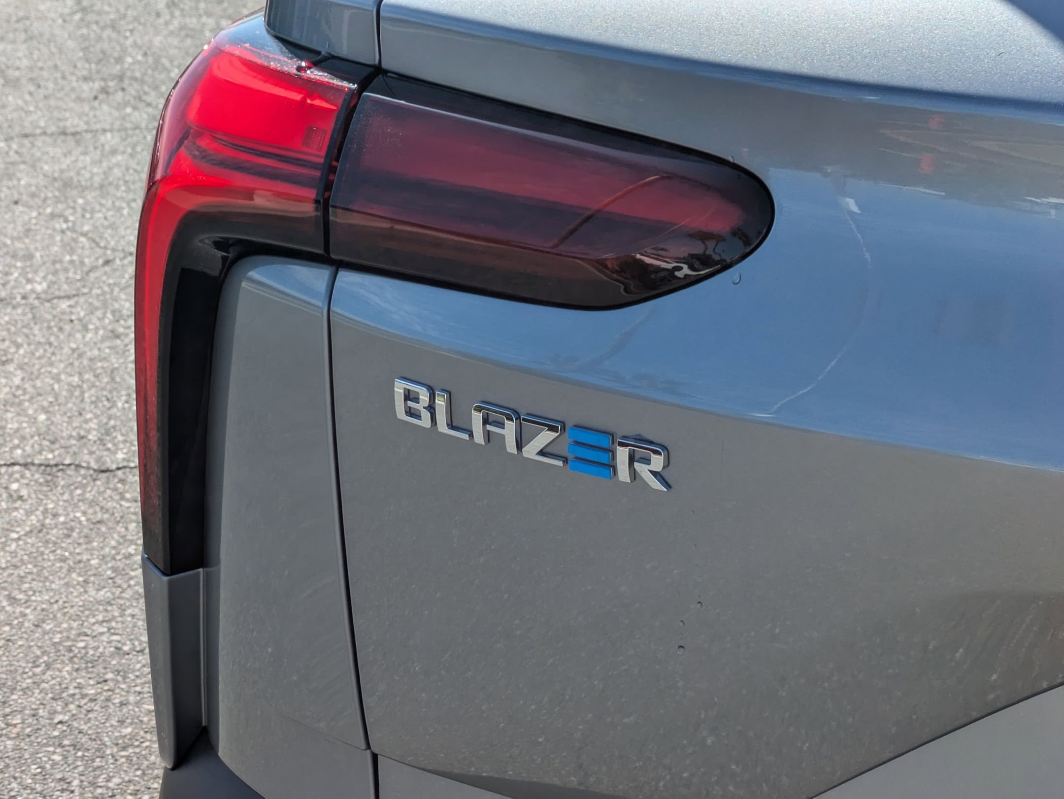 Used 2026 Sterling Gray Metallic Chevrolet LT image 27