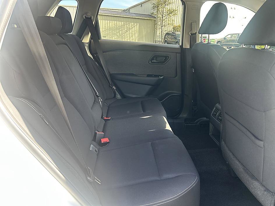 Certified Used 2023 Glacier White Nissan S image 21