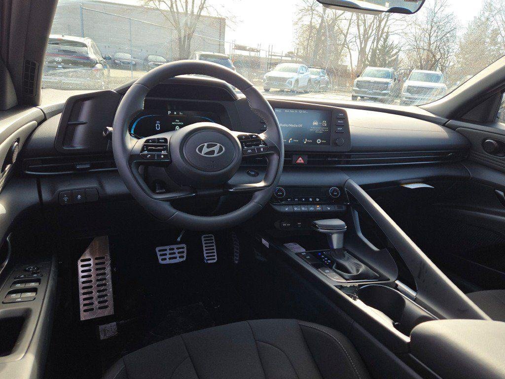 New 2026 Gray Hyundai SEL Sport Premium image 19
