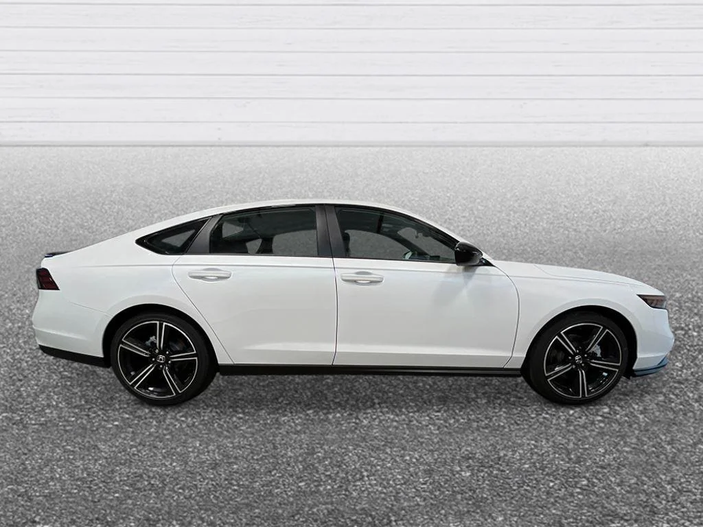 New 2026 Platinum White Pearl Honda Sport image 8