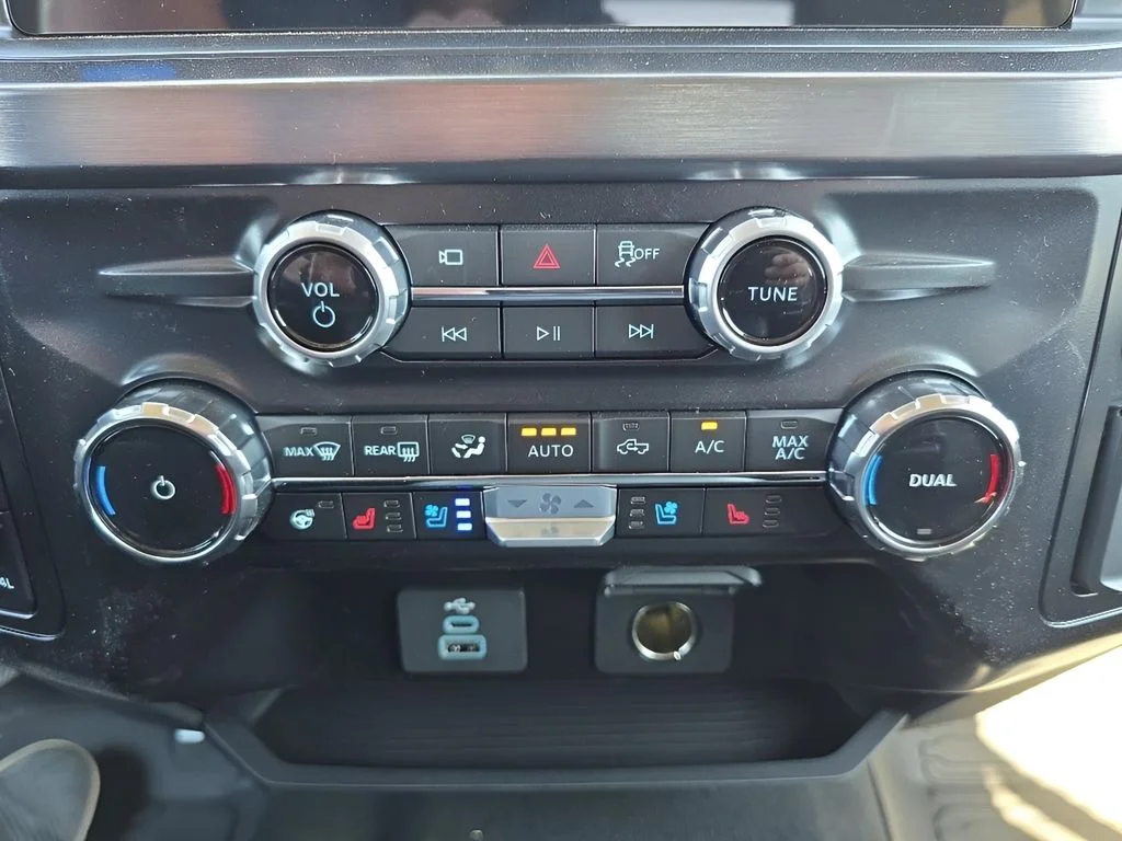 New 2026 Avalanche Ford F-350® Lariat® image 20