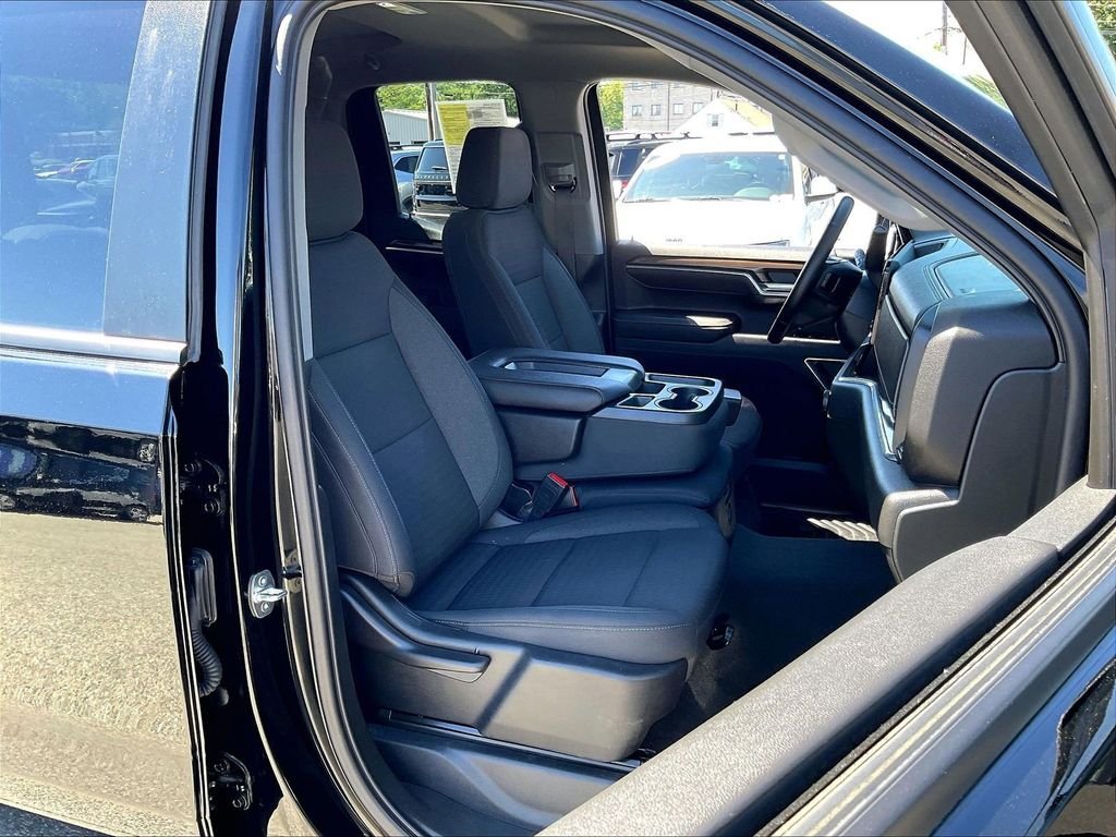 Used 2023 Black Chevrolet LT image 11