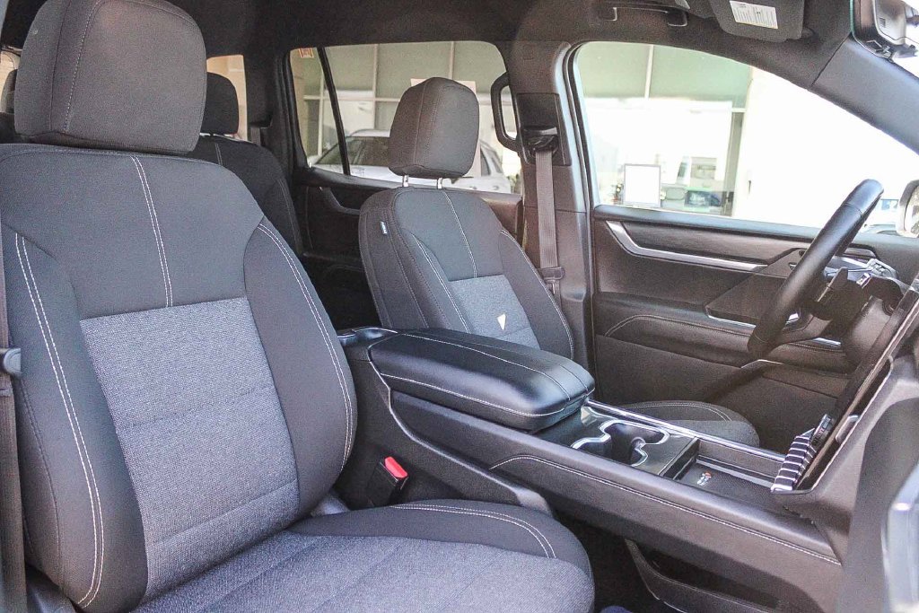 2026 GMC Acadia Elevation - Photo 16