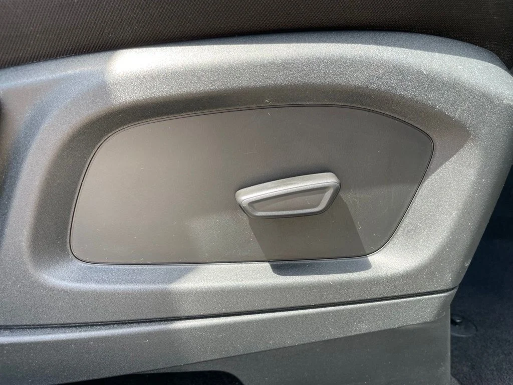 Used 2020 Silver Metallic Ford XLT image 48