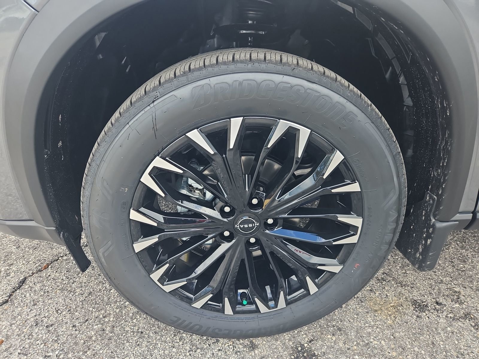 New 2026 Nissan Rogue Dark Armor 4D Sport Utility