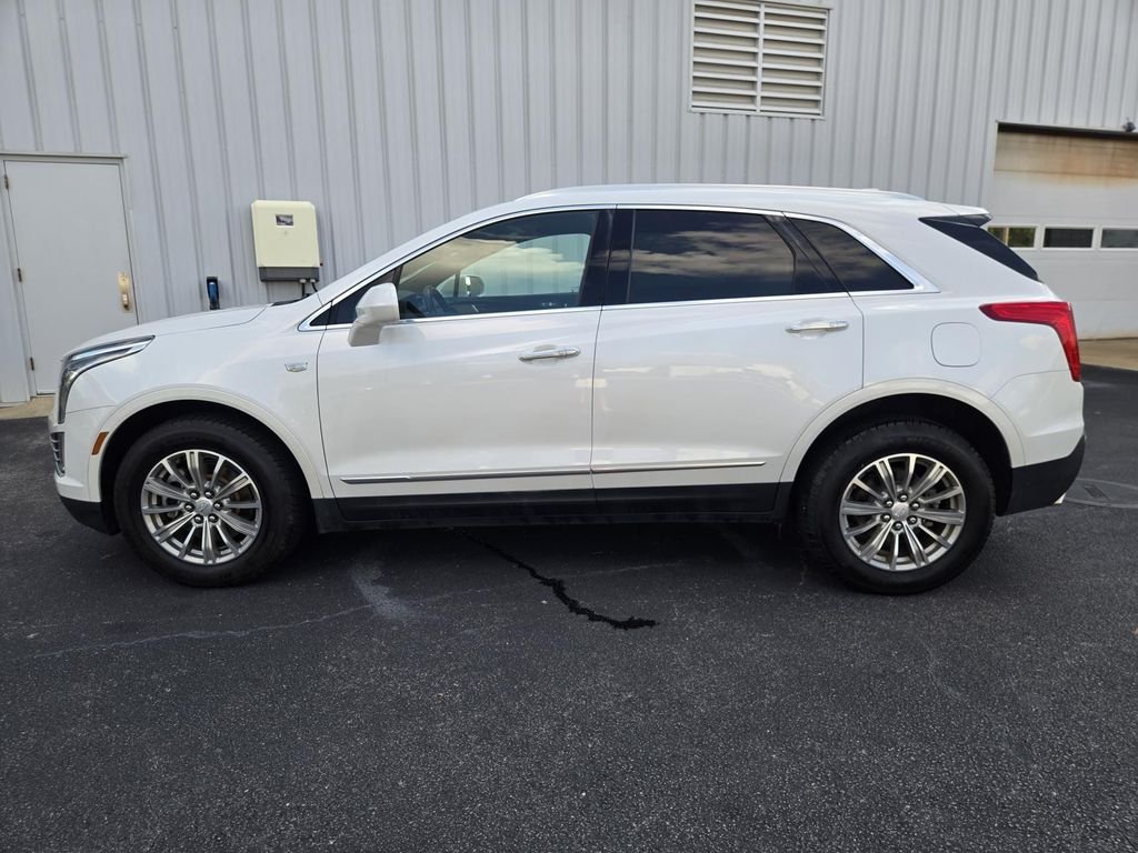 Used 2018 White Cadillac Luxury image 10