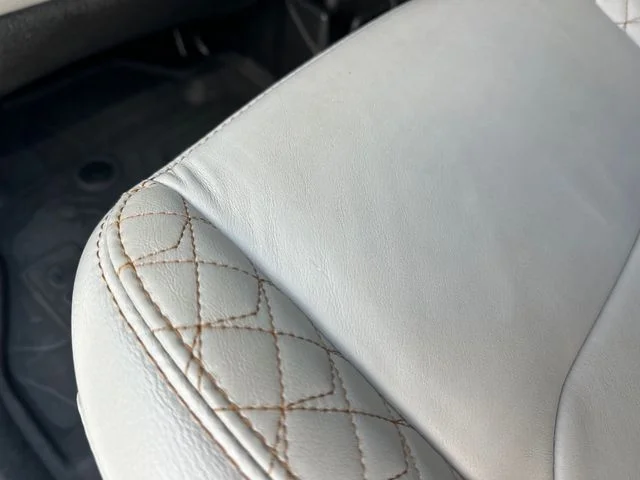 Used 2023 White Jeep High Altitude image 15