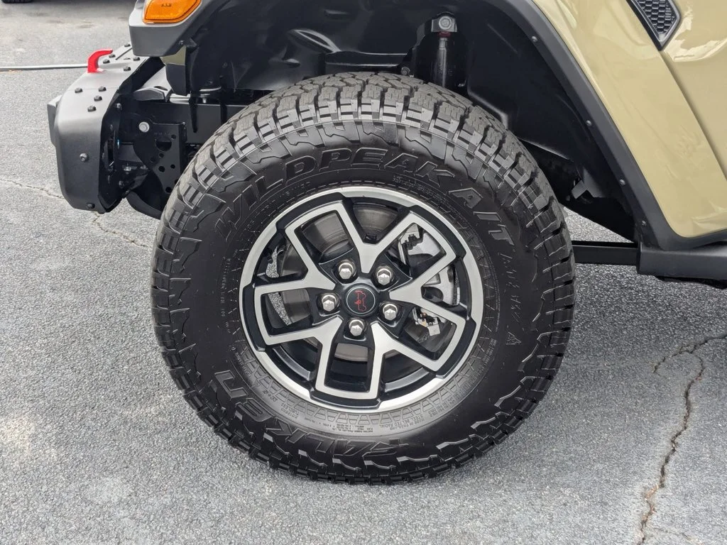Used 2025 41 Jeep Rubicon X image 10