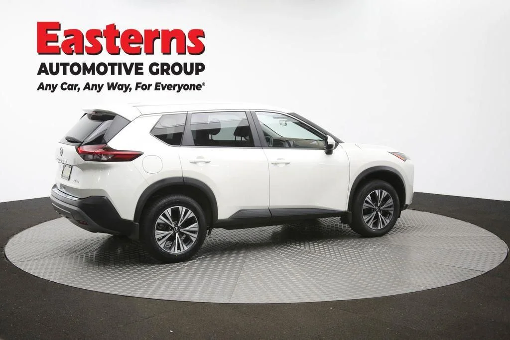 Used 2023 White Nissan SV image 44