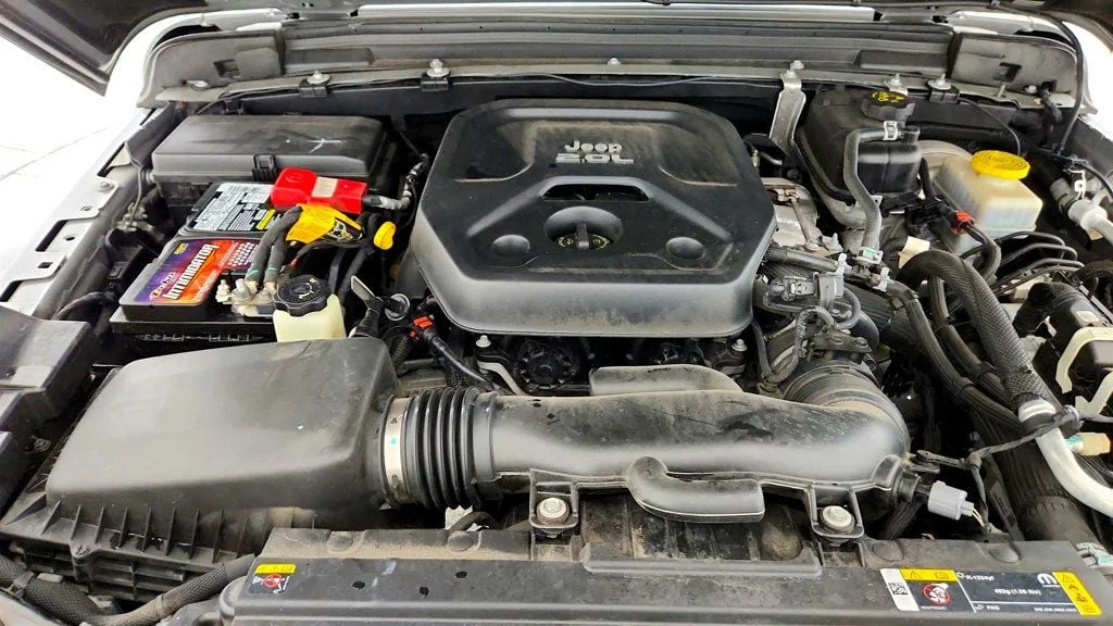 Used 2022 Sting-Gray Clearcoat Jeep Unlimited High Altitude 4x4 w/ Cold Weather Package image 26