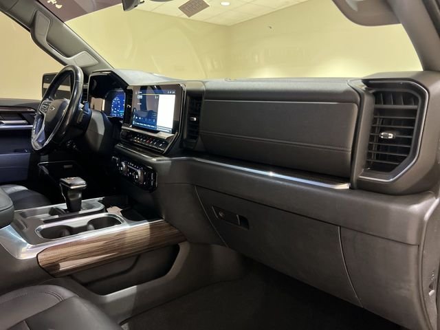 Used 2022 Beige Chevrolet LT Trail Boss image 26