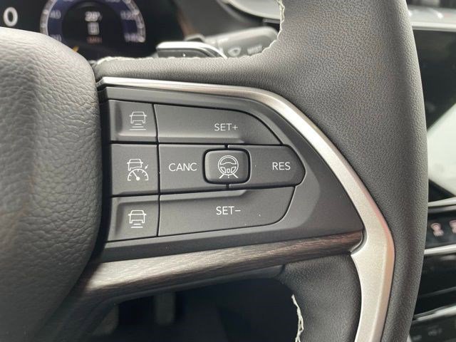 New 2026 Silver Zynith Jeep Limited Reserve image 13