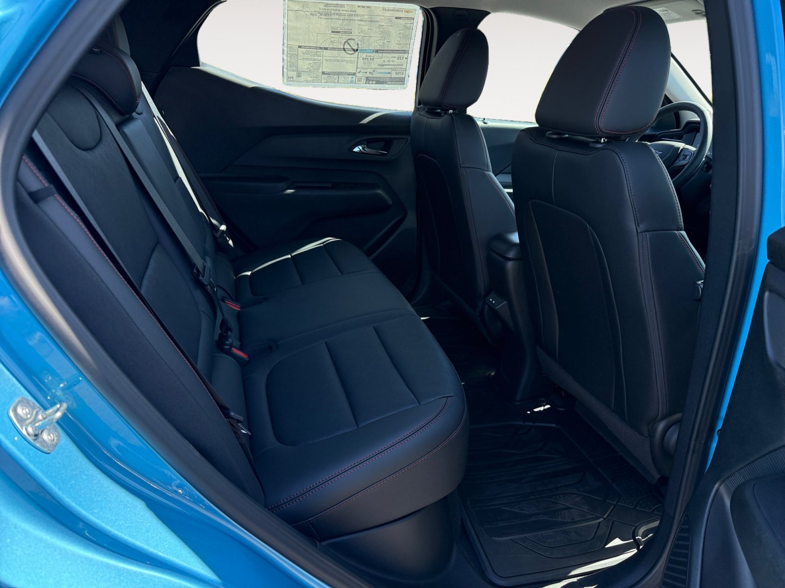 2027 Chevrolet Bolt RS - Photo 18