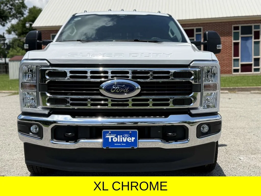 New 2026 Oxford White Ford F-350® XL image 3