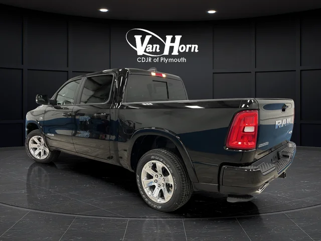 New 2026 Diamond Black Crystal Pearl-Coat Exterior Paint RAM Big Horn/Lone Star image 5