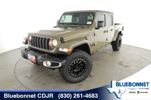2026 Jeep Gladiator Sport S Auto's photo