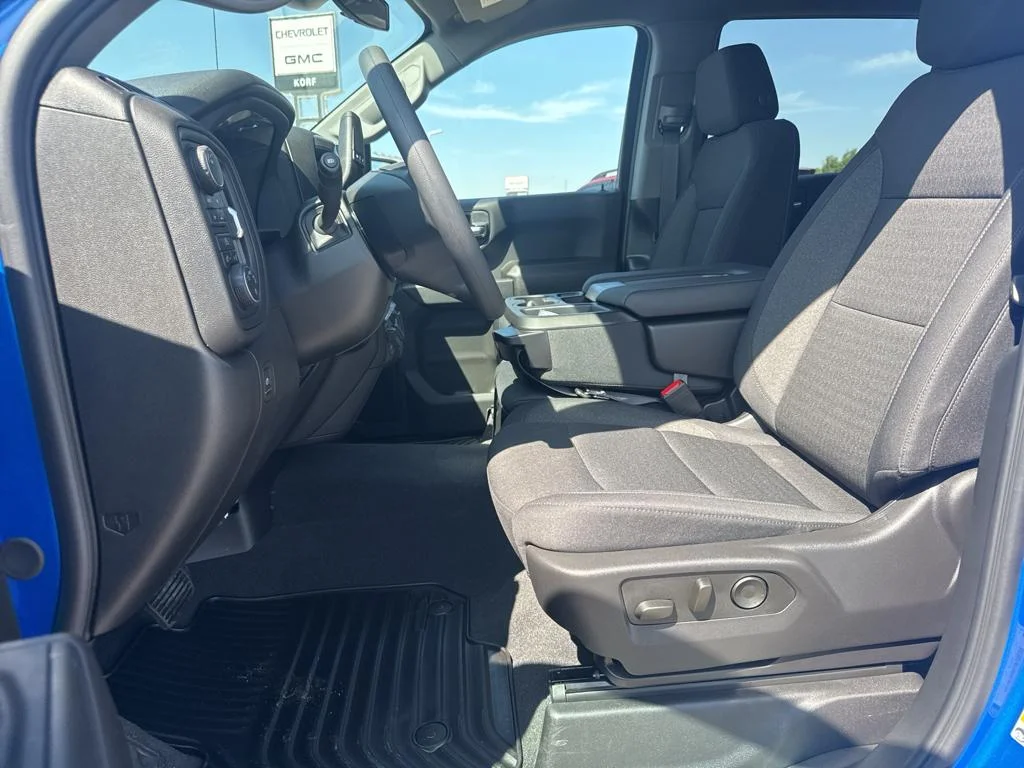 2025 Chevrolet Silverado 1500 Custom - Photo 7