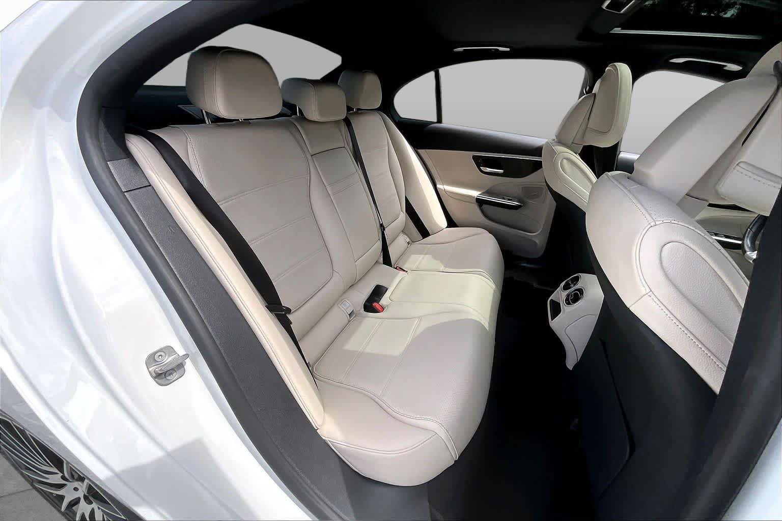 Used 2024 Polar White Mercedes-Benz C 300 image 20