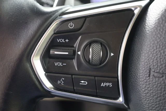 Used 2021 White Acura  image 11