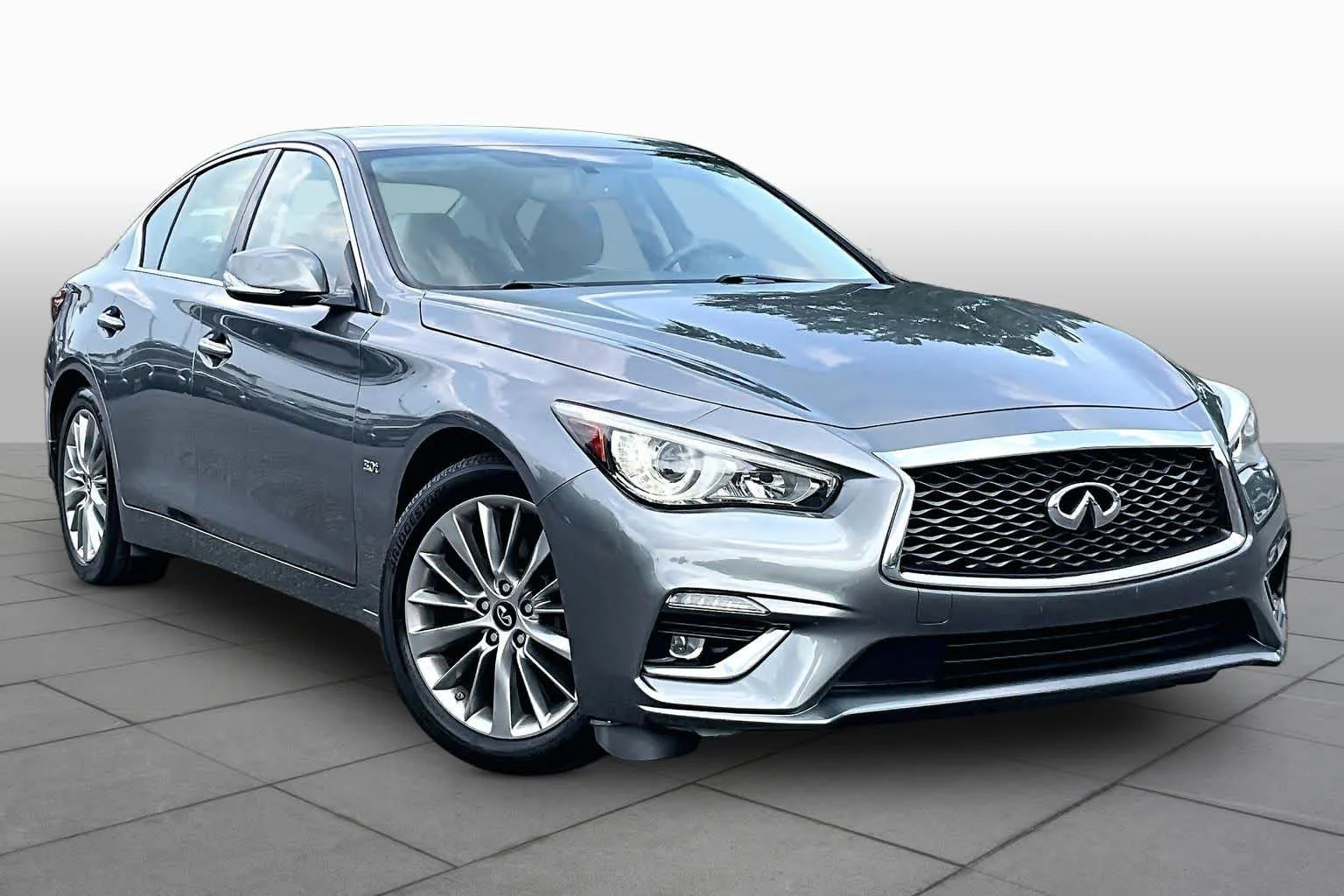 Pre-Owned 2019 INFINITI Q50 3.0t LUXE