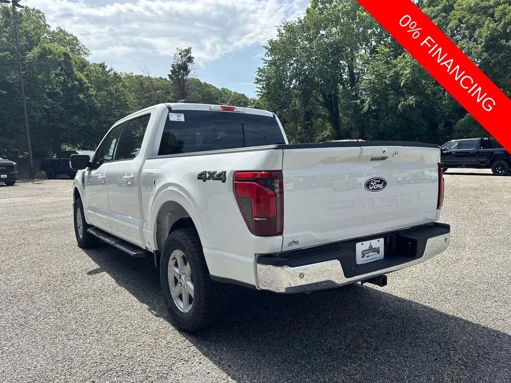 New 2026 Oxford White Ford XLT image 5