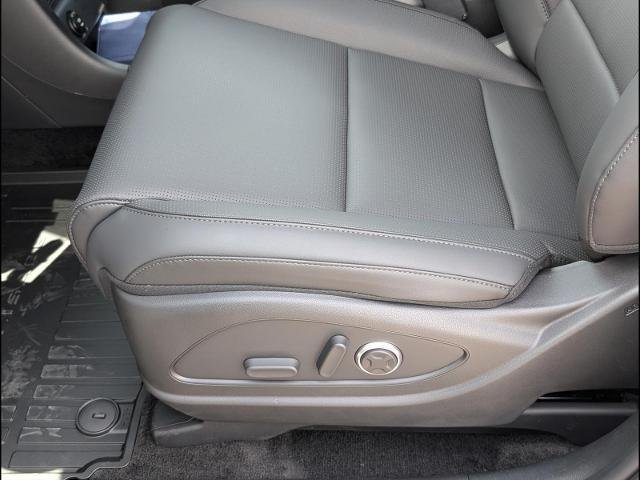 New 2026 Creamy White Hyundai SEL Premium 8P image 11